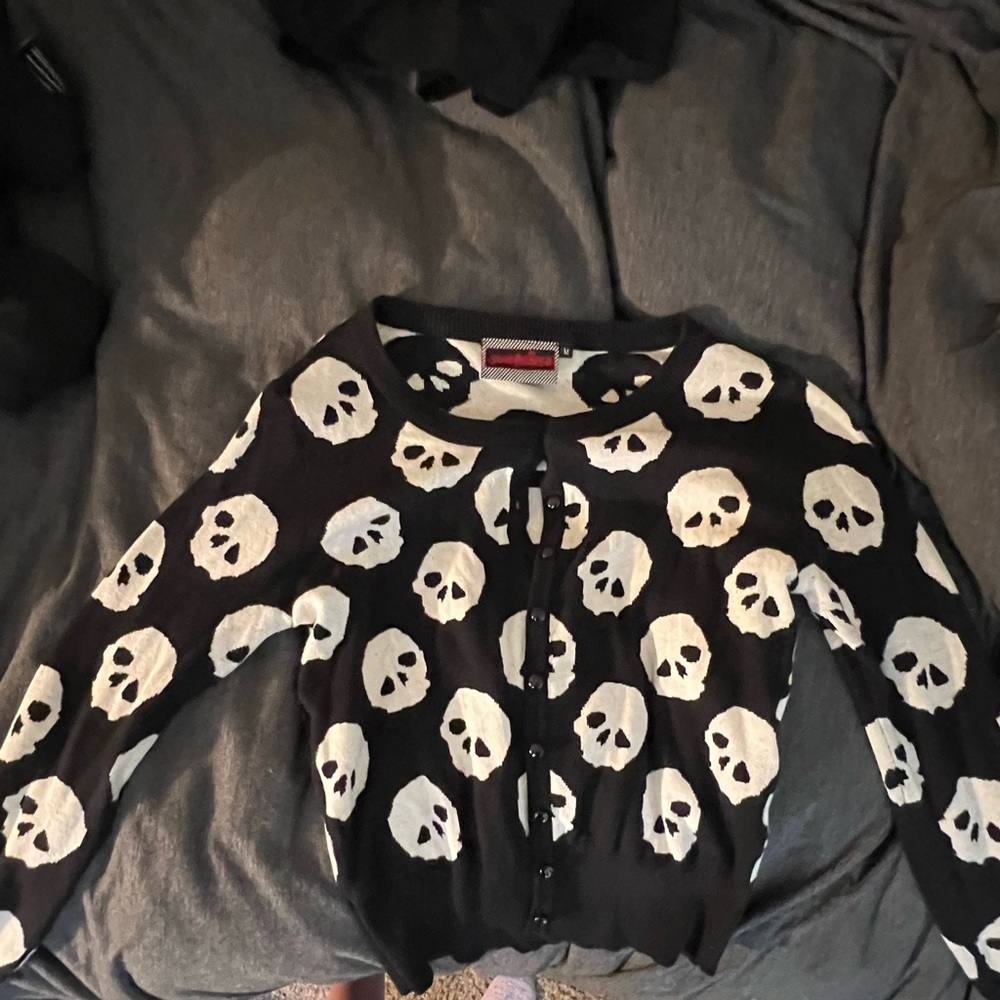Skull cardigan